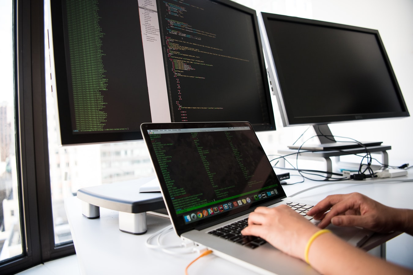 New Partnership - Bioinformatics Developer - English Biotech Business