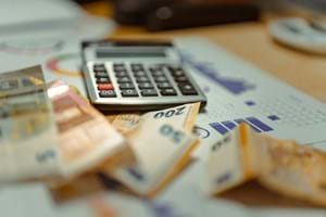 Completed Assignmnet - Senior Payroll Specialist  - German Social Services Business